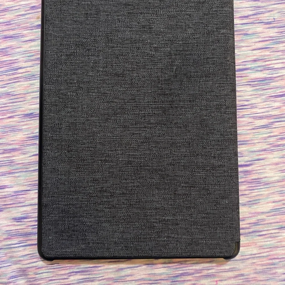 LIKE NEW AMAZON FORE TABLET HD 10 (11th) 64G